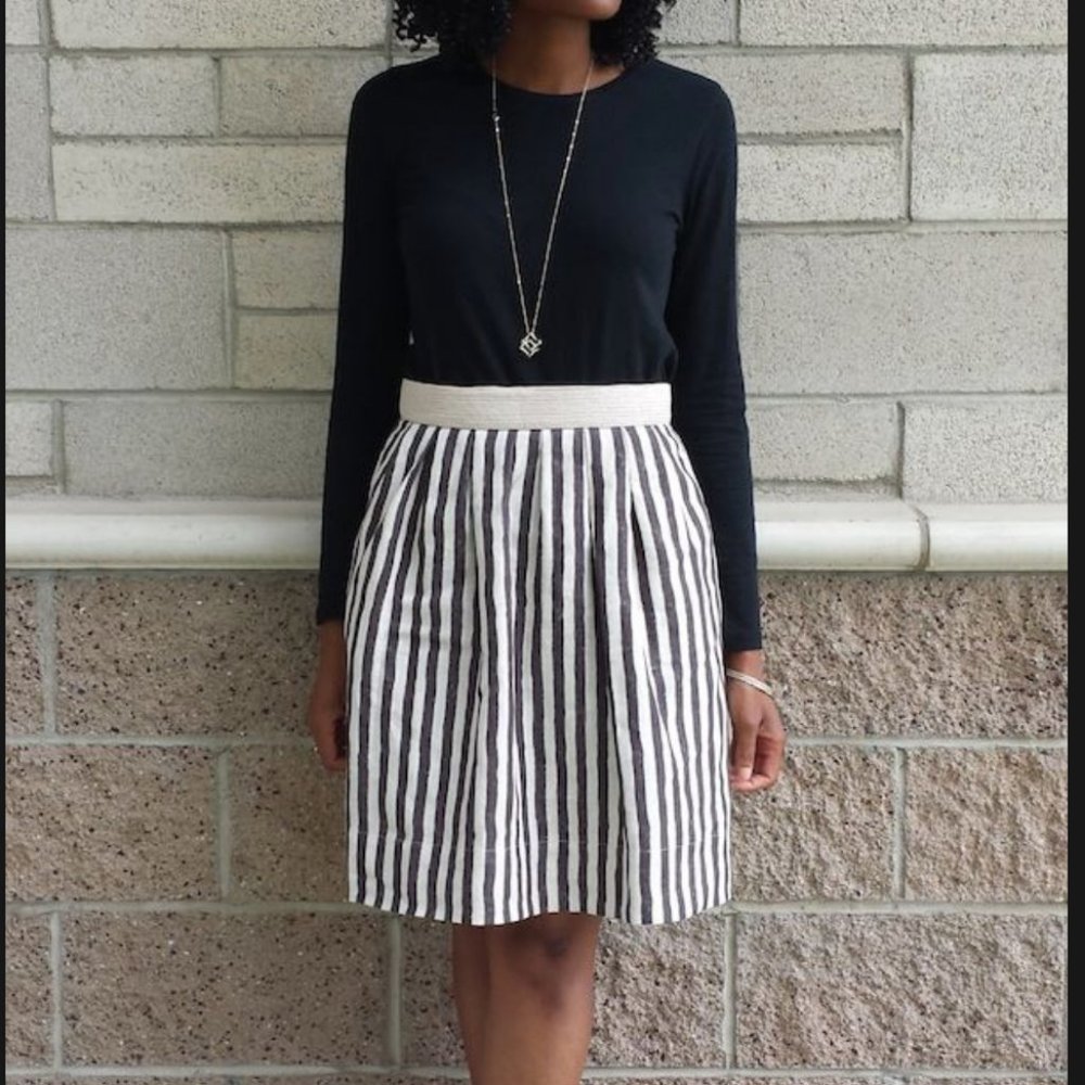 LOFT gray striped Linen skirt